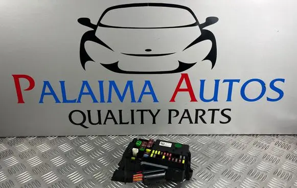 Opel Astra K Fuse module 1551316301