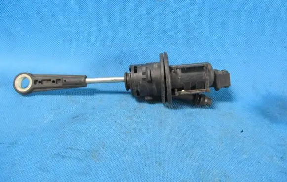Audi A5 8T 8F Clutch master cylinder 8K1721401E
