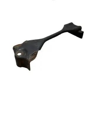 Battery bracket