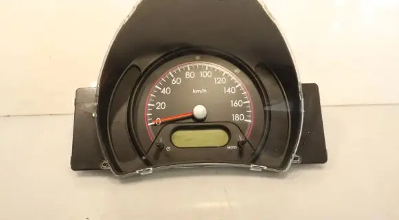 Suzuki Alto Clock 
