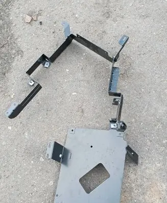 Battery bracket