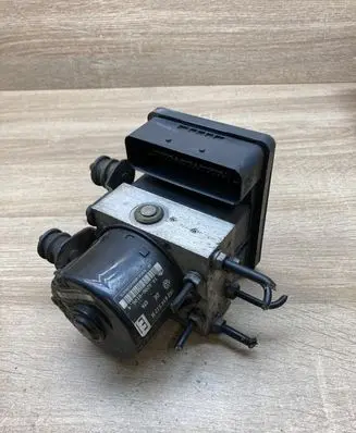 Volkswagen Touran I ABS Pump 1K0907379K 1K0614517H