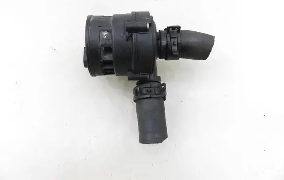 Nissan Qashqai Electric auxiliary coolant/water pump 