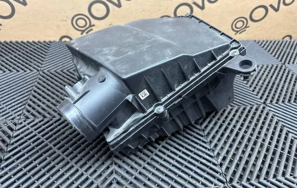 Volvo XC90 Air filter box 31338742
