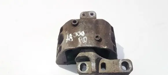 Skoda Octavia Mk1 (1U) Engine mount bracket 1j0199262bf