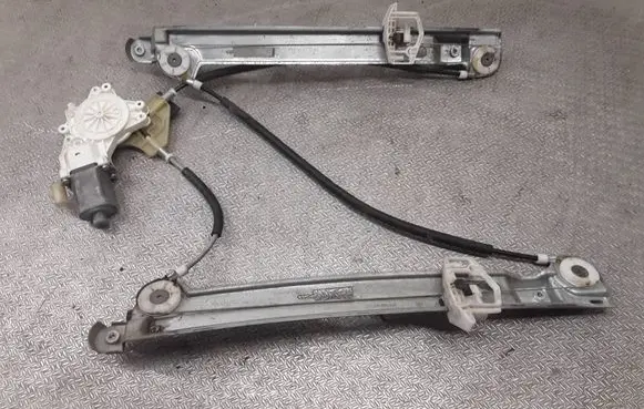 Jeep Patriot Front door window regulator with motor 05291798AA S5905625