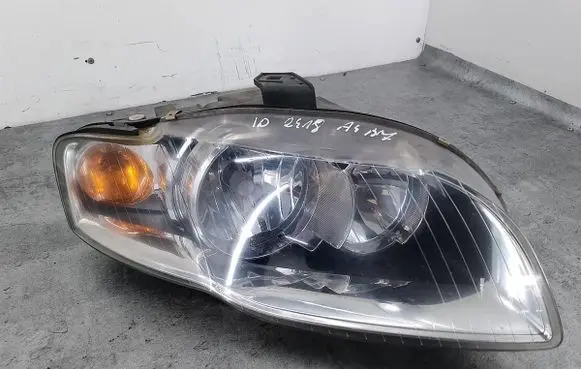 Audi A4 S4 B7 8E 8H Headlight/headlamp