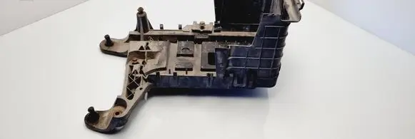 Volkswagen PASSAT B6 Battery tray 1K0915333D 1K0915325 1K0915337