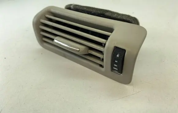 Audi Q7 4L Dashboard side air vent grill/cover trim 4L0819209 0595700