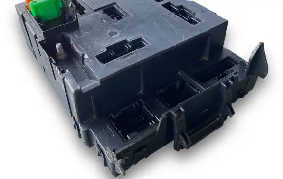 Smart ForTwo II Central body control module A4515401650