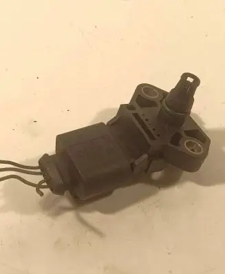 Volkswagen PASSAT B6 Air pressure sensor 038906051C 0281002401