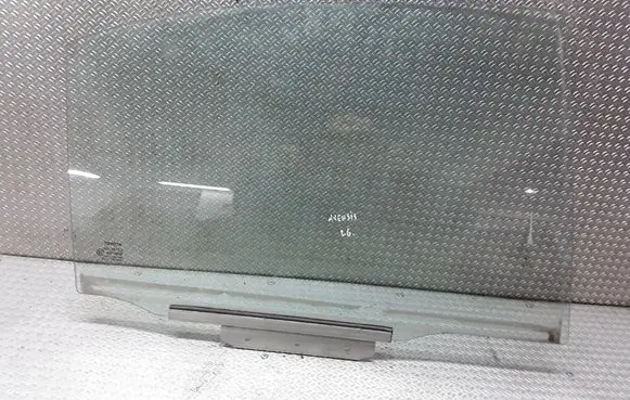 Toyota Avensis T250 Rear door window glass