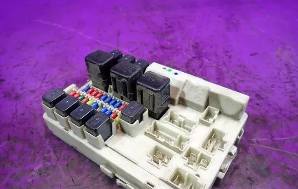 Nissan Murano Z50 Fuse box set