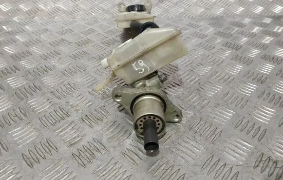Ford C-MAX I Master brake cylinder 03350886401 03350886381