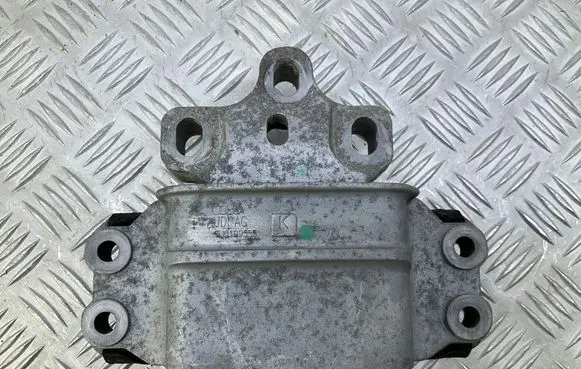 Audi Q3 8U Gearbox mount 8J0199555K