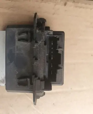 Peugeot 308 SW Heater blower motor/fan resistor
