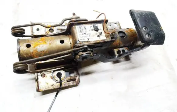 Steering wheel axle