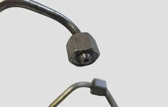 Volvo V60 Fuel injector supply line/pipe