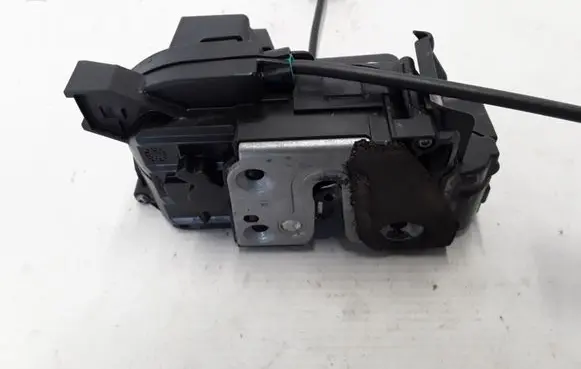 Renault Laguna III Rear door lock 825010001R