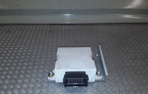 Toyota Corolla Verso AR10 Window wiper relay 859400F010 603002