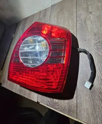 Hyundai Elantra Rear/tail lights 082211923R