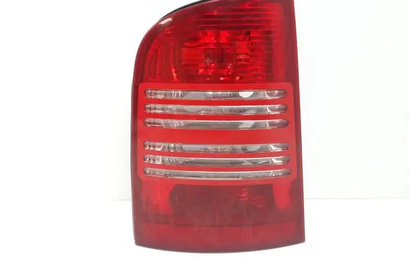 Skoda Octavia Mk1 (1U) Rear/tail lights 1U9945095 1U9945111
