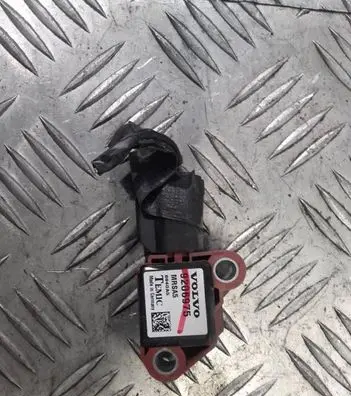Volvo V50 Airbag deployment crash/impact sensor 9206975