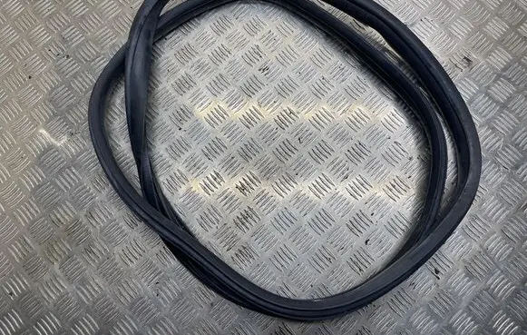 Ford Turneo Courier Sliding door rubber seal 