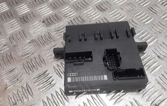 Audi A4 S4 B6 8E 8H Comfort/convenience module 8E0907279E