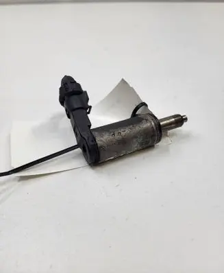 Audi A4 S4 B8 8K Camshaft vanos timing valve 06H103697A