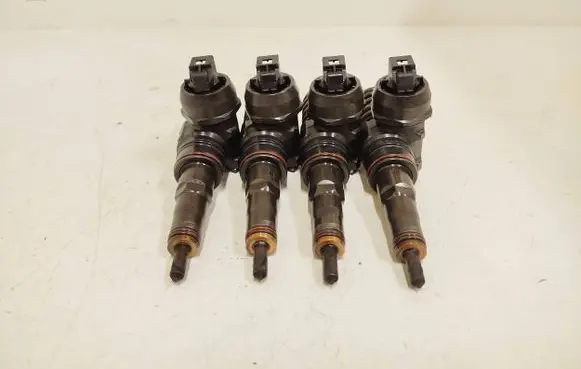 Ford Galaxy Fuel injector 038130073AK