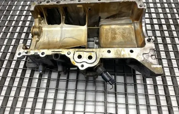 KIA Sportage Oil sump 211352B700