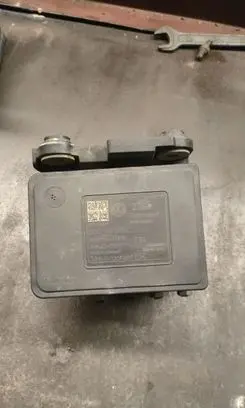 Volkswagen Golf VII ABS Pump 5Q0907379L 10091543333T 10062235281