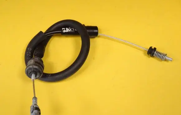 Opel Zafira A Throttle cable 90530808 90530808UB