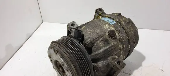 Renault Scenic I Air conditioning (A/C) compressor (pump) 7700105765