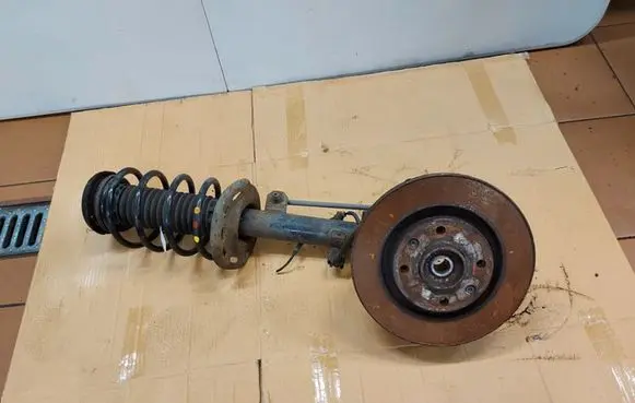 Peugeot 2008 I Front shock absorber with coil spring