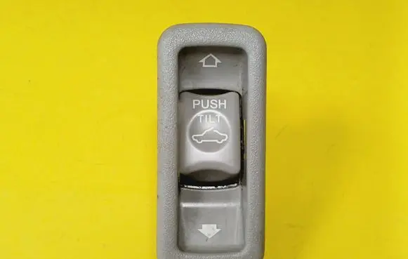 Mitsubishi Outlander Sunroof switch 