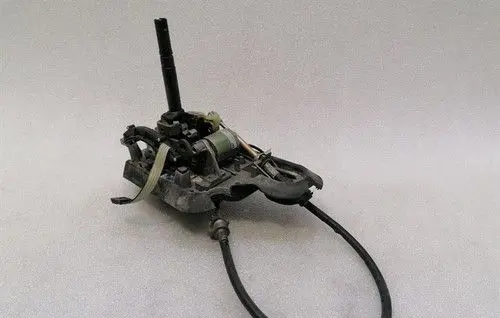 Aston Martin Vantage III Gear shifter/selector 42123382AA