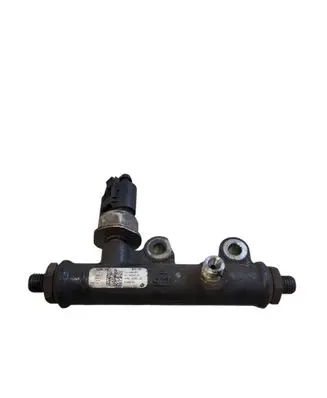 Jaguar XF X250 Fuel main line pipe 4R8Q9C066AE A2C20001297