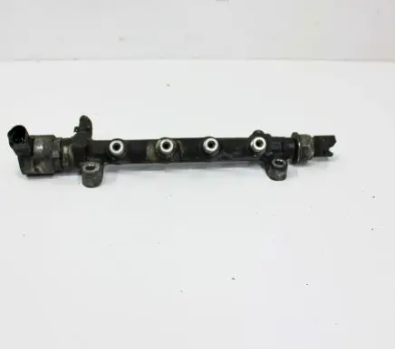 Audi Q5 SQ5 Fuel main line pipe 04L125A