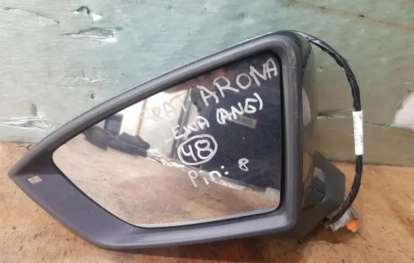 Seat Arona Front door electric wing mirror