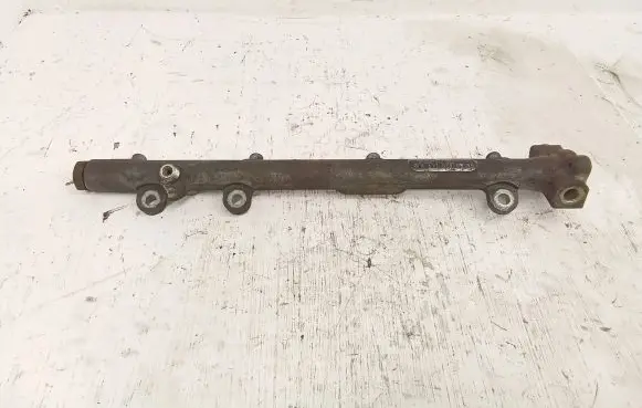 Mercedes-Benz Sprinter W901 W902 W903 W904 Fuel main line pipe A6110700095 0445214004