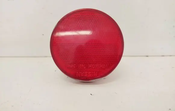 Nissan X-Trail T30 Rear tail light reflector E13020982
