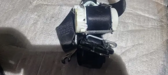 Ford S-MAX Rear seatbelt 33044869