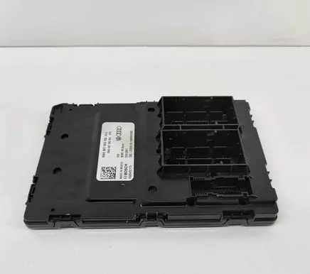 Audi Q5 SQ5 Central body control module 8W0907063BG F005V02175