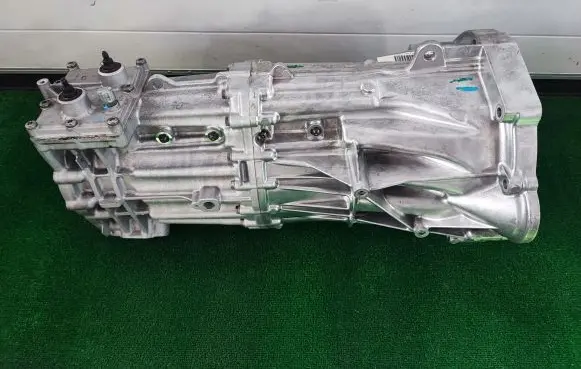 Manual 6 speed gearbox