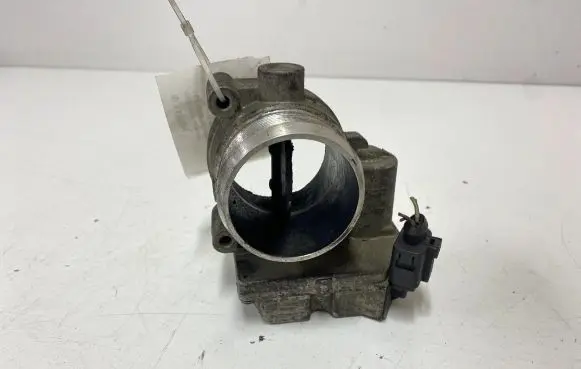 Audi A6 S6 C6 4F Throttle valve 96551458