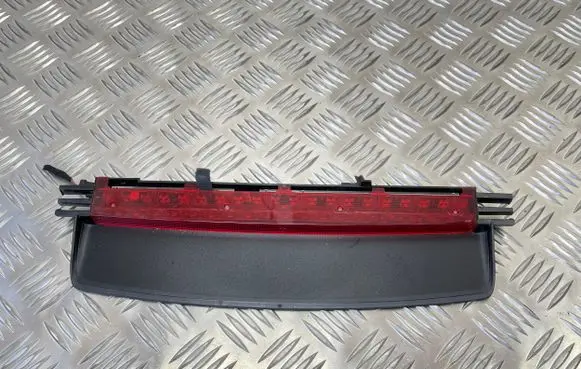 Audi A6 S6 C6 4F Third/center stoplight 4F5945097