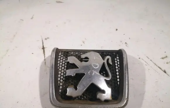 Peugeot 406 Manufacturer badge logo/emblem 9623832877