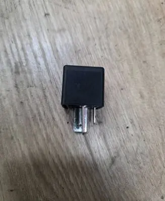 Opel Vivaro Other relay 7700821864